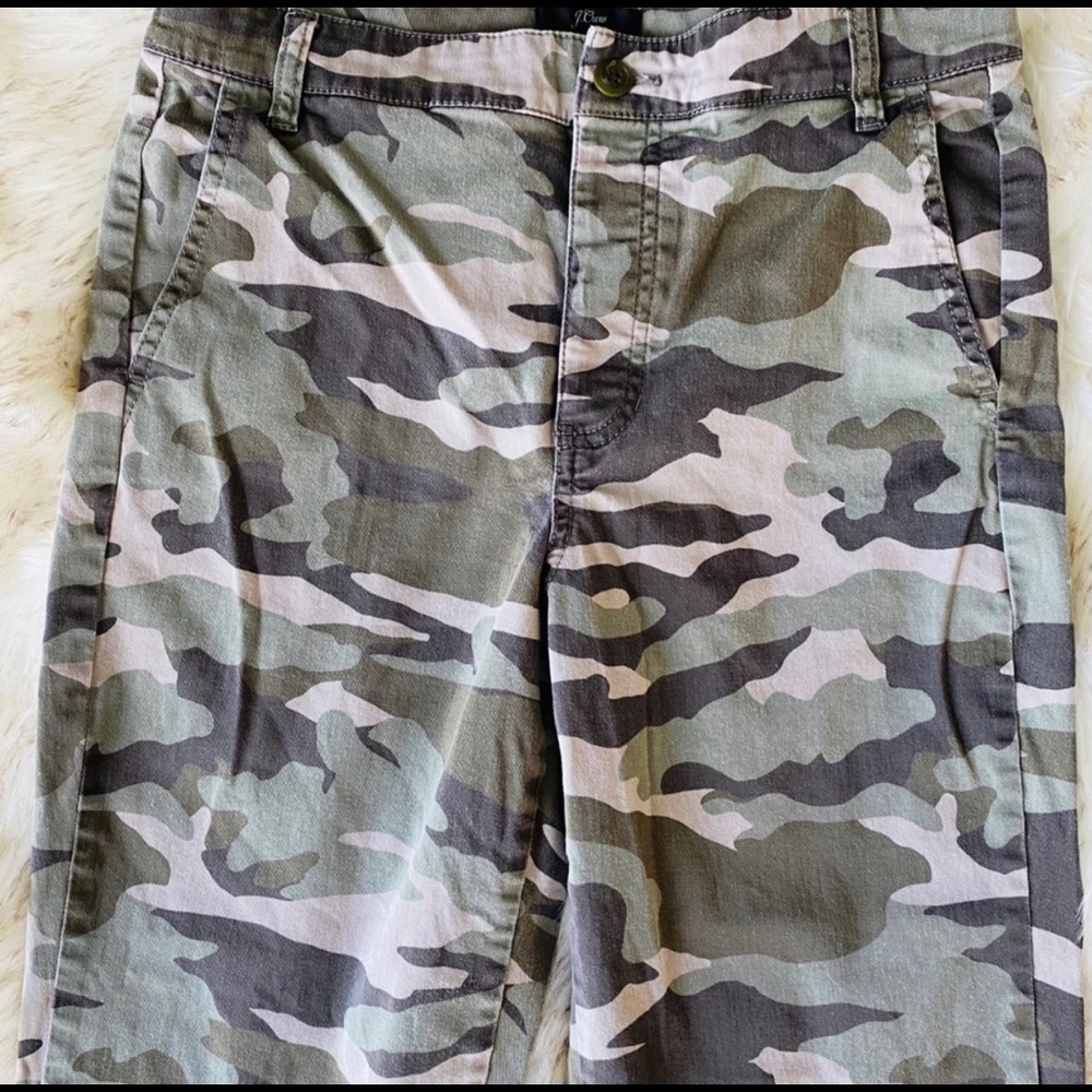 J Crew camo cropped pant - Picture 3 of 7